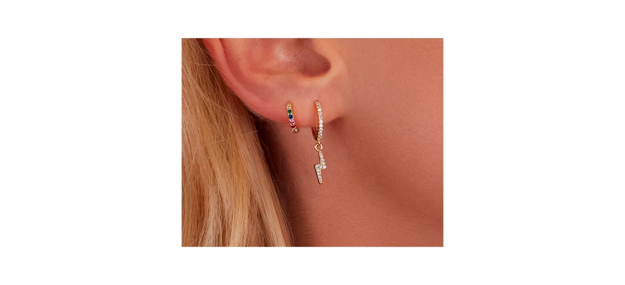 Best Uniqa Jewels Gold Lightning Bolt Hoop Earrings Best Uniqa Jewels Gold Lightning Bolt Hoop Earrings