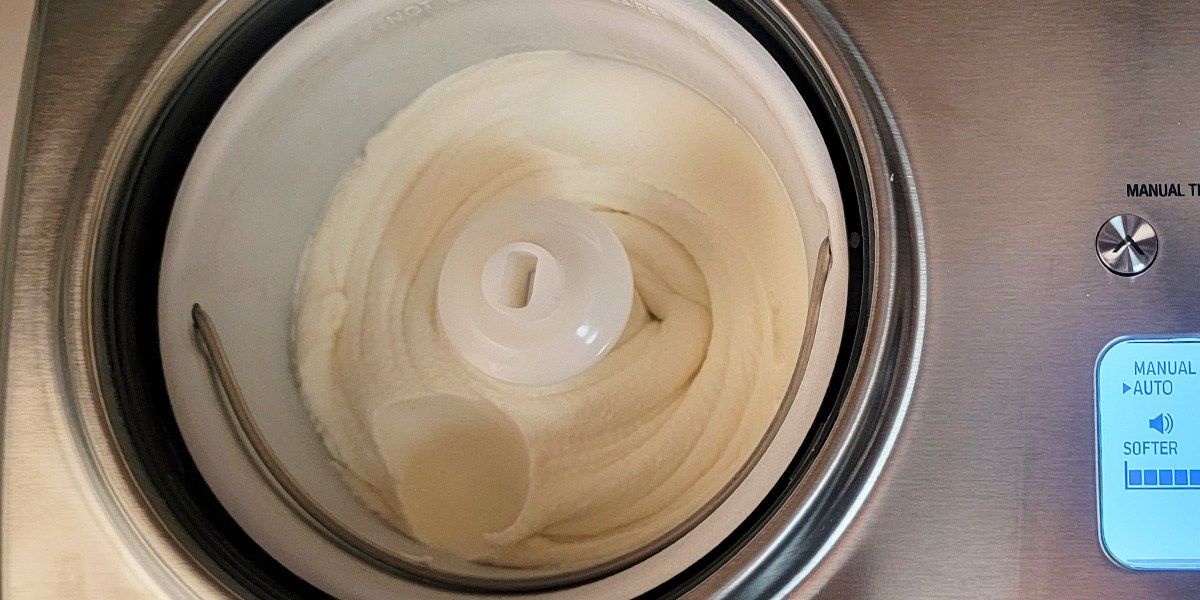 Top view of Breville Smart Scoop bowl with ice cream Top view of Breville Smart Scoop bowl with ice cream