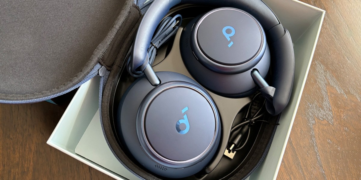 Soundcore Space Q45 in carrying case Soundcore Space Q45 in carrying case