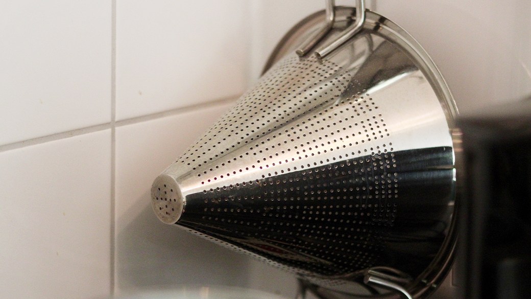 Best chinois strainer