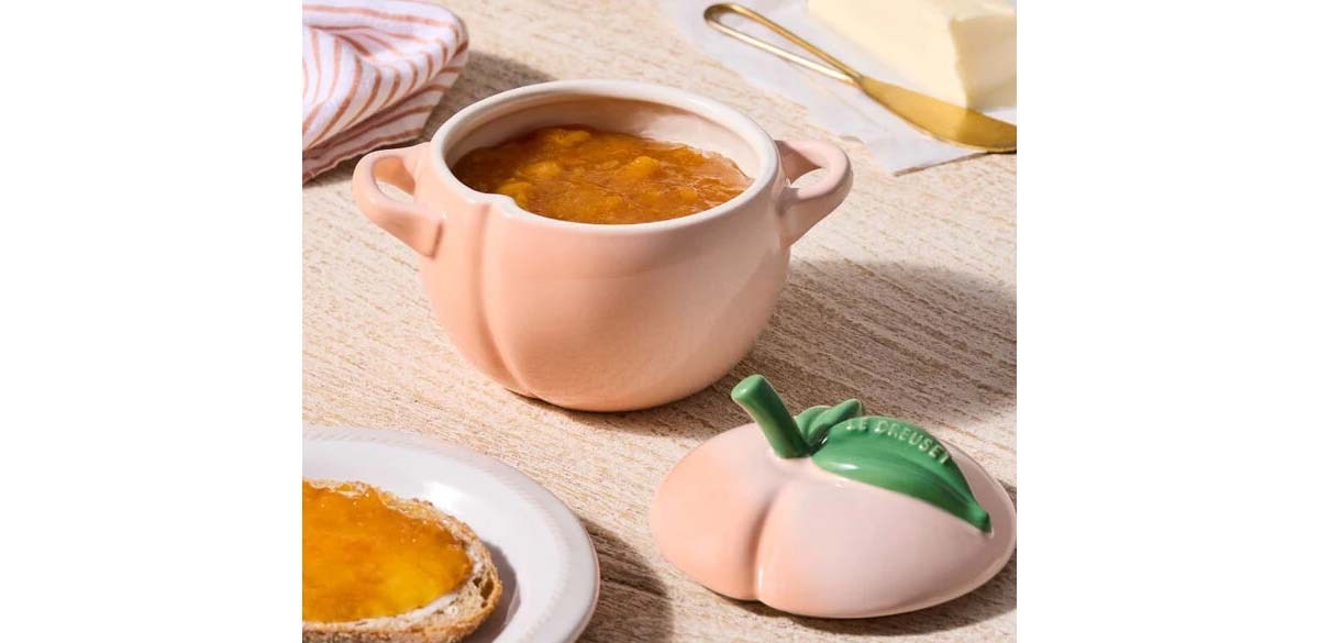 Le Creuset Peach Mini Cocotte