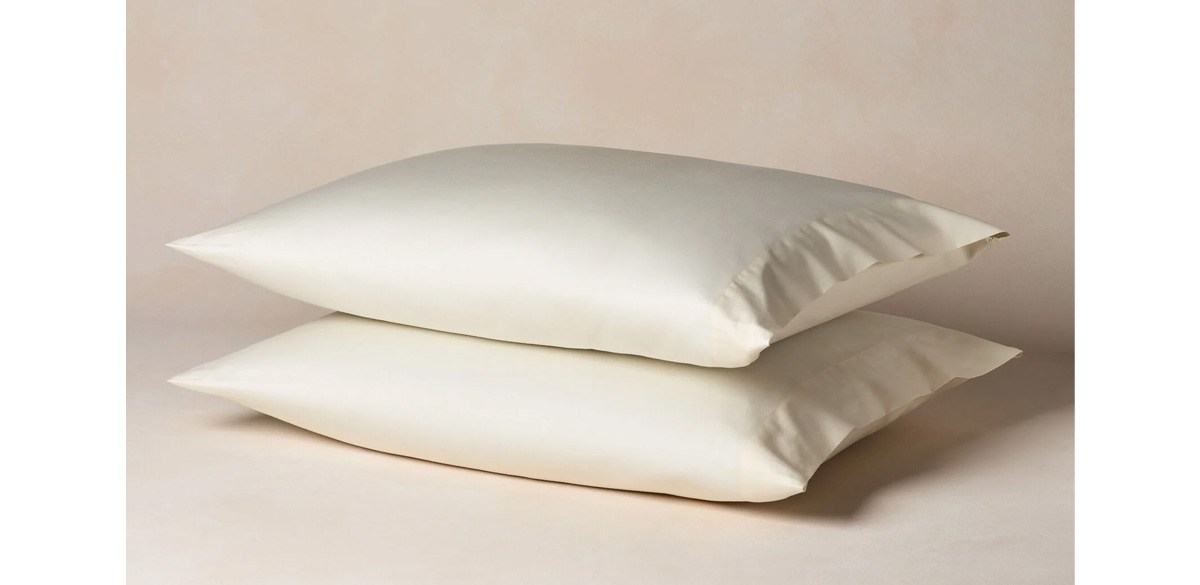 Marriott Hotels 100 % Cotton Pillowcase Set