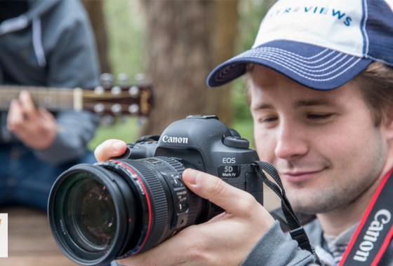 Digital camera vs. DSLR