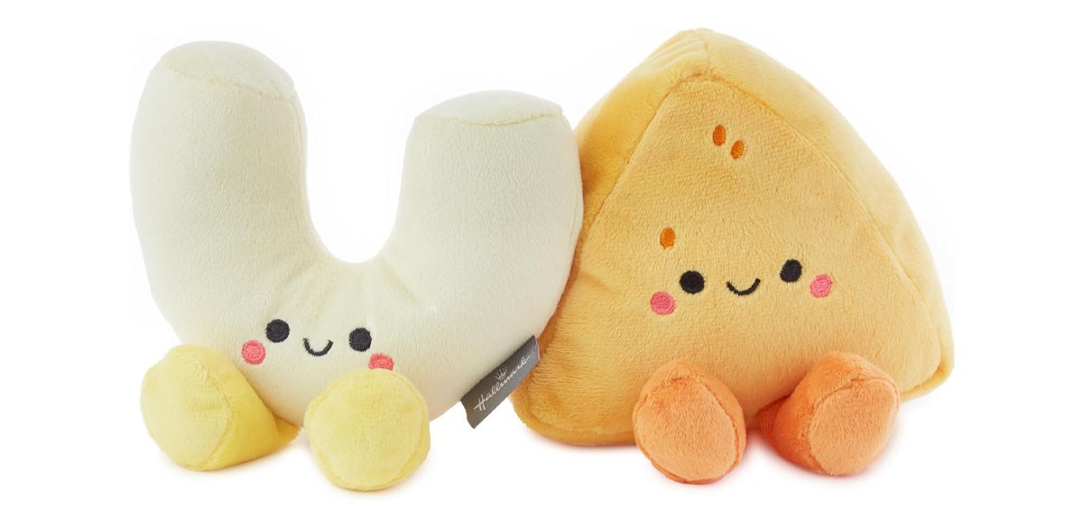  Hallmark Better Together Magnetic Plush (Mac and Cheese)