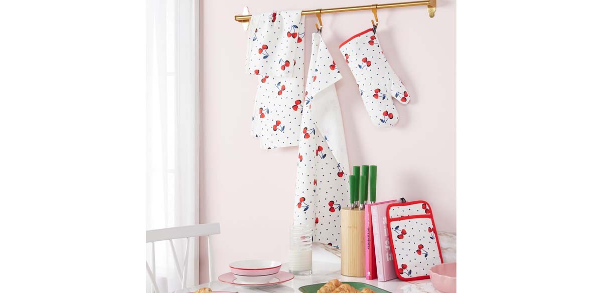 kate spade new york Cherry Dot Kitchen Towel, Oven Mitt &amp; Pot Holder 4-Pack Set
