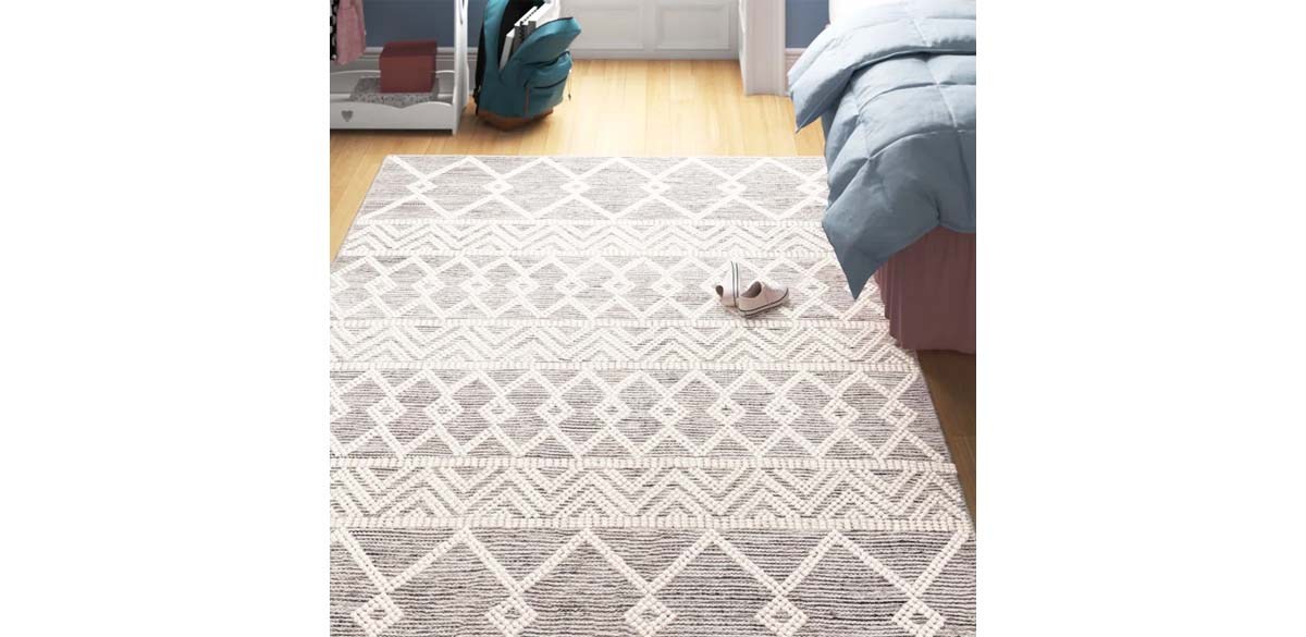 Wade Logan Latrissa Moroccan Flatweave Wool Charcoal-Cream Area Rug