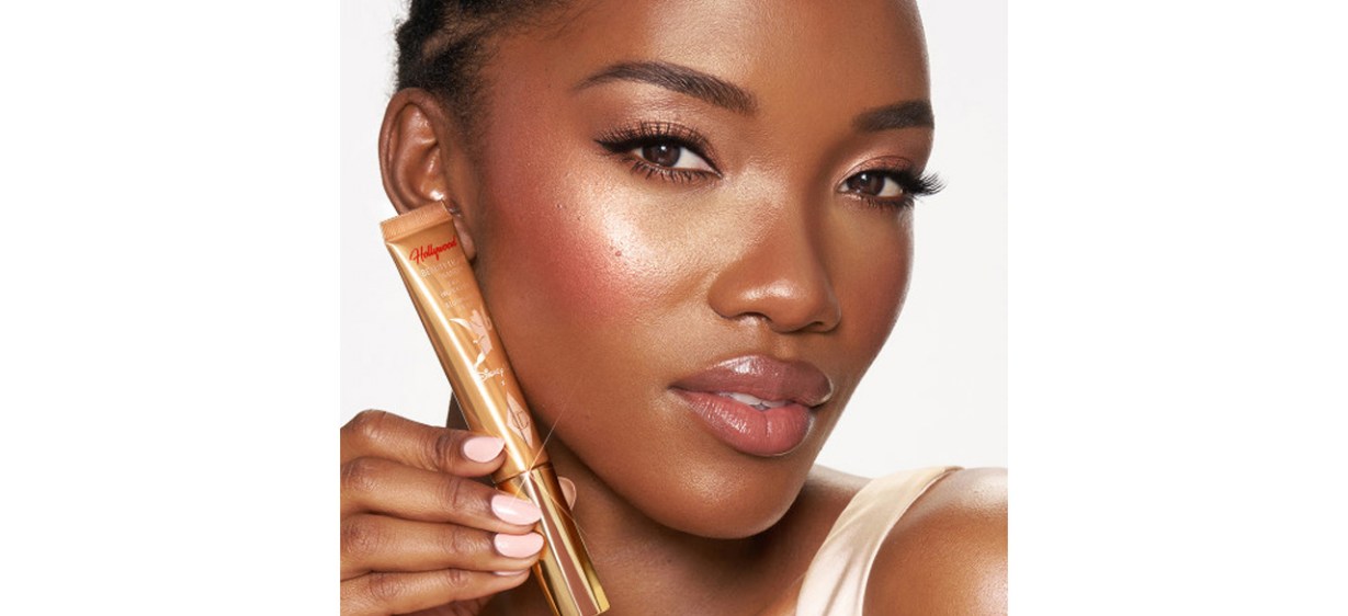 Best Charlotte Tilbury Beauty Light Wand Disney100 Edition in Gold