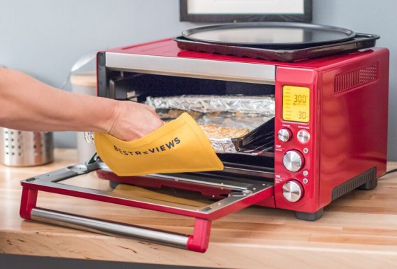 Breville toaster oven vs. Black and Decker toaster oven