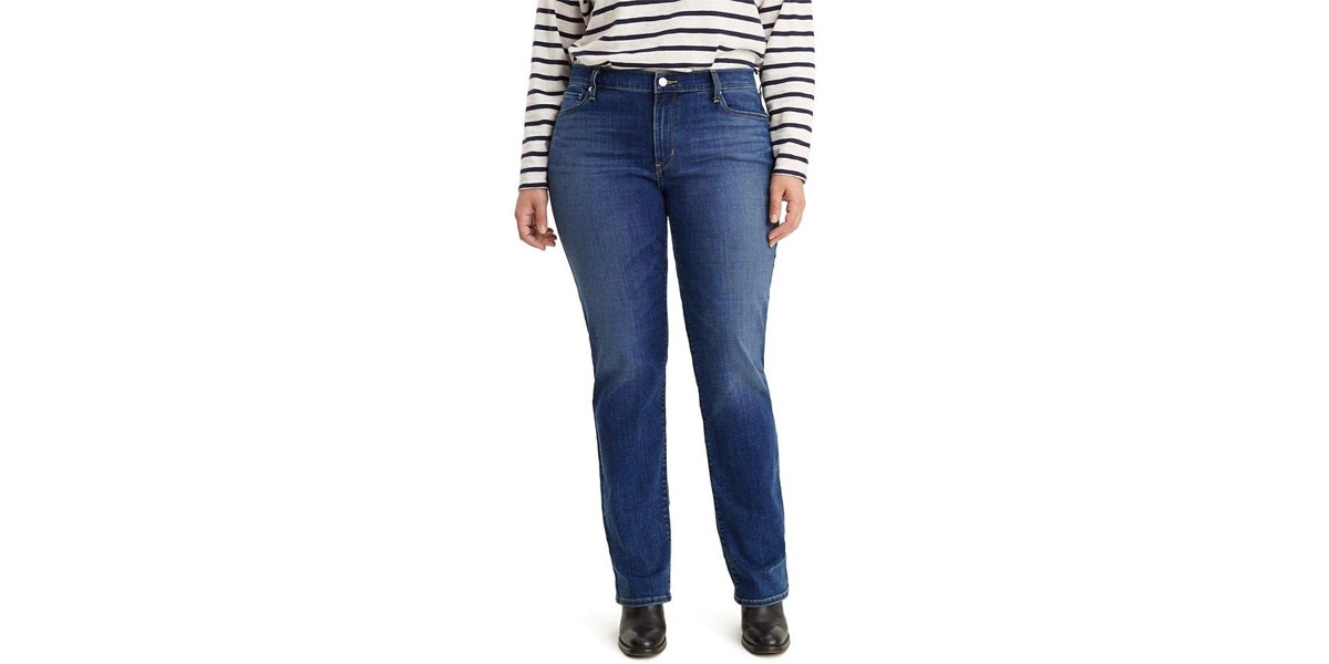 Levi's Women's Classic Straight Jeans (Plus Size)