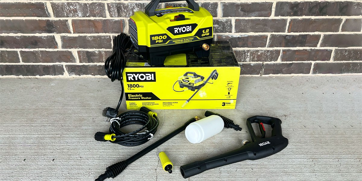 Ryobi 1800 psi Pressure Washer on pavement