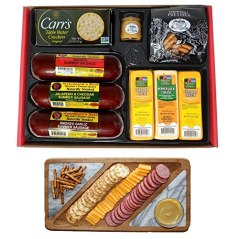 Wisconsin's Best & Wisconsin Cheese Company Ultimate Gift Basket